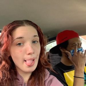 Meet your Posher, Lyndzy